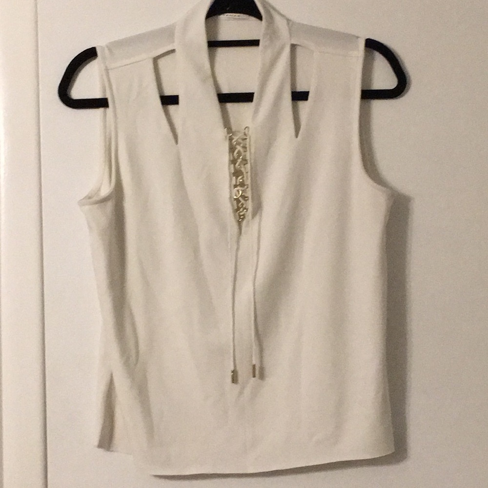 T Tahari White dressy shirt size M